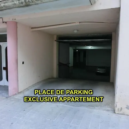 דירה Rosesapparts Onamar & Parking